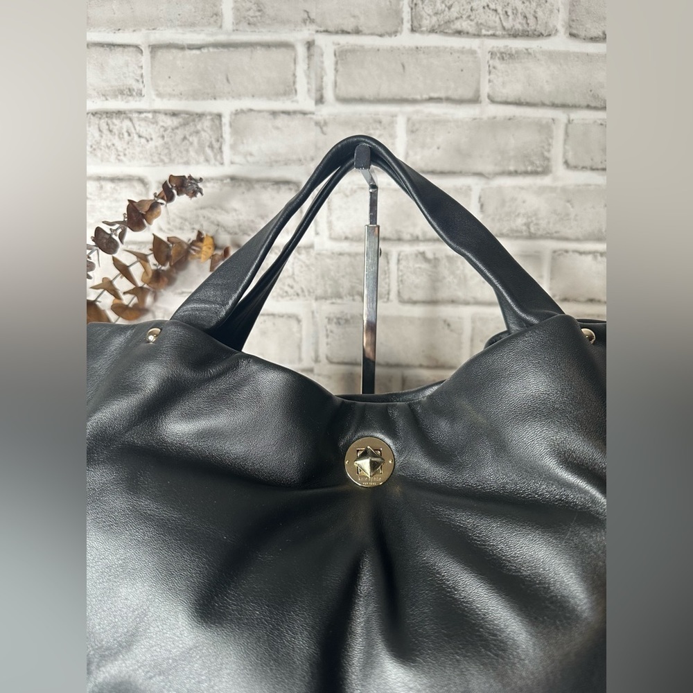 Kate Spade New York Top Handle black leather Bag Turn-Lock Closure at Top - Picture 5 of 16
